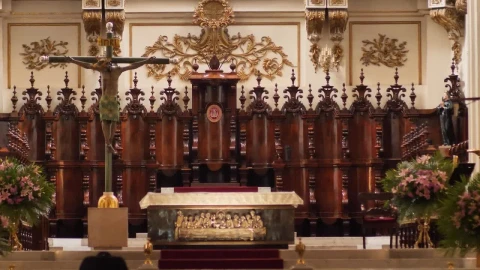 Stock Video Altar The Front Of The Interior Of A Church Detailed Live Wallpaper For PC – Free Live Wallpaper
