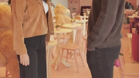 Stock Video Boy Surprising His Girlfriend With A Rose Live Wallpaper For PC - Wallpaper video anime Wallpaper