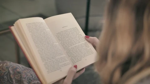 Stock Video Blonde Woman Reading A Book Live Wallpaper For PC - Live Wallpaper
