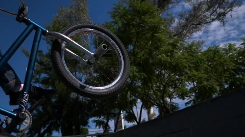Stock Video Biker Doing Bmx Tricks Live Wallpaper For PC - Live Wallpaper