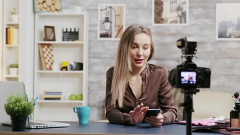 Stock Video Beauty Vlogger Answers Subscribers While Recording Live Wallpaper For PC - Live Wallpaper