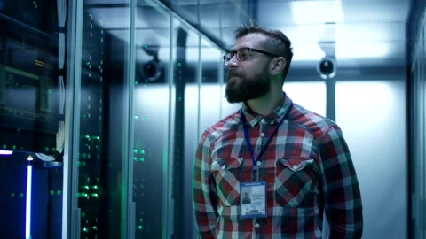 Stock Video Bearded Man In Server Room Live Wallpaper For PC - Live Wallpaper
