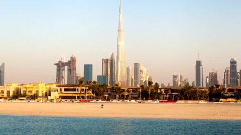 Stock Video Beach In Dubai With Cityscape In The Background Live Wallpaper For PC - Live Wallpaper