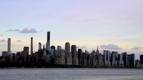 Video Stock Clouds And Grey Skies Above New York Live Wallpaper For PC - Live Wallpaper
