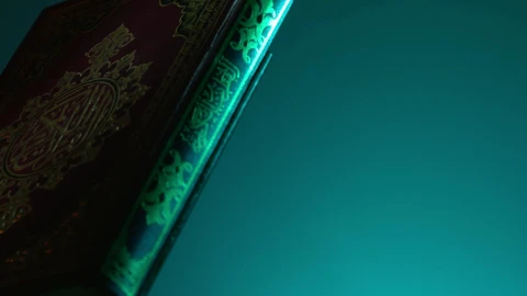 Video Stock Closeup Of The Quran Live Wallpaper For PC - Live Wallpaper