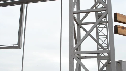 Video Stock Closeup Of Construction Frames Live Wallpaper For PC - Birds of prey Wallpaper