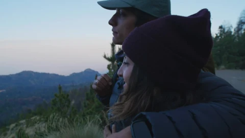 Video Stock Close Up To A Couple Of Hikers Live Wallpaper For PC - Of Wallpaper