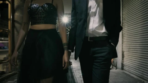 Stock Video Couple Walking In The Street Live Wallpaper For PC - The walking dead Wallpaper