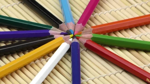 Stock Video Colored Pencils Joined By The Tips Live Wallpaper For PC - Live desktop wallpaper Wallpaper