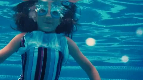 Stock Video Girl Underwater In A Pool Live Wallpaper For PC - Live Wallpaper