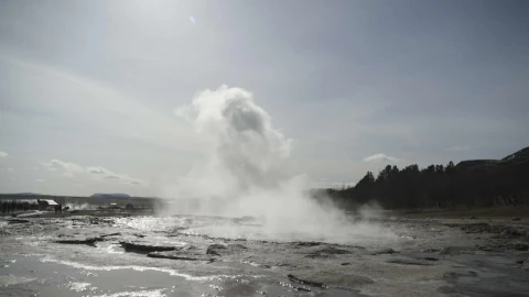 Stock Video Geysir Erupting In Iceland Live Wallpaper For PC - Live Wallpaper