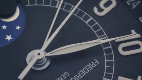 Stock Video Hands Of A Wrist Watch Animated Wallpaper - Live wallpaper gratis