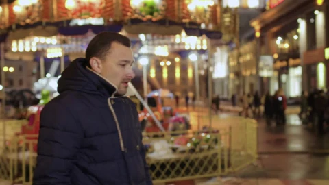 Stock Video Man At A Fair Coughing Loudly Animated Wallpaper - Live desktop wallpaper Wallpaper