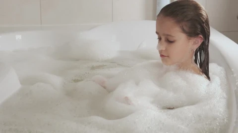 Stock Video Little Girl Taking A Bath In The Jacuzzi Animated Wallpaper - In Wallpaper