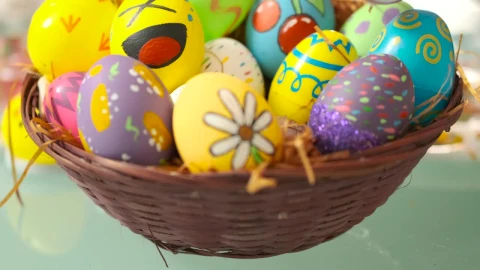 Stock Video Little Girl Leaving An Easter Egg In A Basket Animated Wallpaper - In Wallpaper
