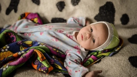 Stock Video Little Baby Lying In Pajamas Animated Wallpaper - In Wallpaper
