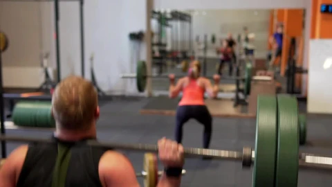 Stock Video Lifting Weights In The Gym Animated Wallpaper - In Wallpaper