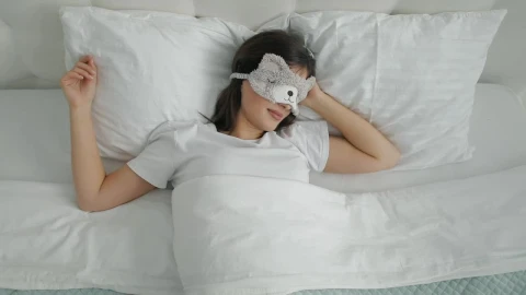 Stock Video Lazy Girl In Animal Mask Sleeps Through Alarm Animated Wallpaper - In Wallpaper