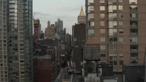 Stock Video Large Old Design Buildings In New York Smal Animated Wallpaper - In Wallpaper