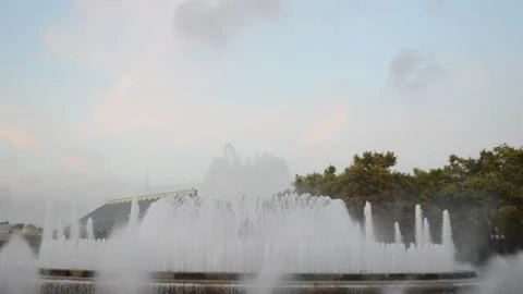 Stock Video Large Fountain Display In Barcelona Smal Animated Wallpaper - In Wallpaper