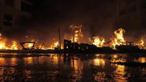 Stock Video Large Fire Burning Through The Night Smal Animated Wallpaper
