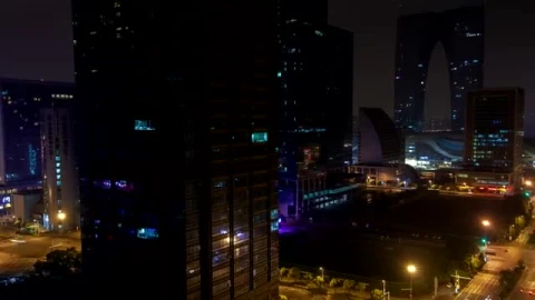 Stock Video Large Buildings City Nightlife Smal Animated Wallpaper - Made in abyss Wallpaper