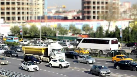 Stock Video Large Avenues Full Of Cars In A City Animated Wallpaper - In Wallpaper