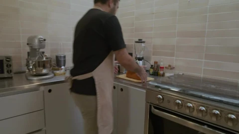 Stock Video Pastry Chef Working In A Modern Kitchen Live Wallpaper – Free Live Wallpaper