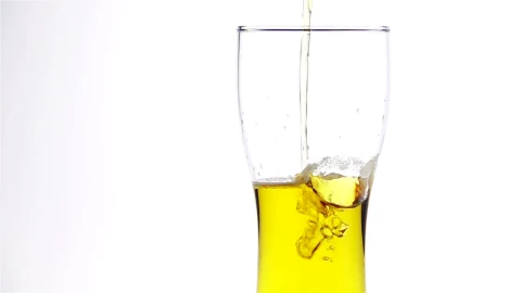Video Stock Pouring Beer On A Glass Live Wallpaper Free - A Wallpaper