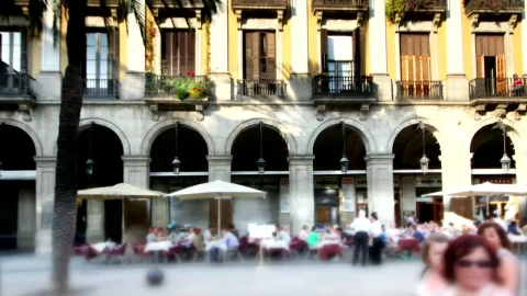 Video Stock Public Plaza Surrounded By European Style Buildings Live Wallpaper Free - Free Wallpaper