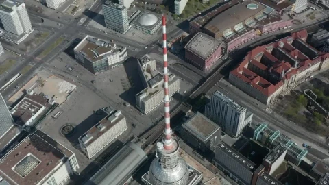 Free Video Stock top of the alexanderplatz tv tower aerial Live Wallpaper – Free Live Wallpaper