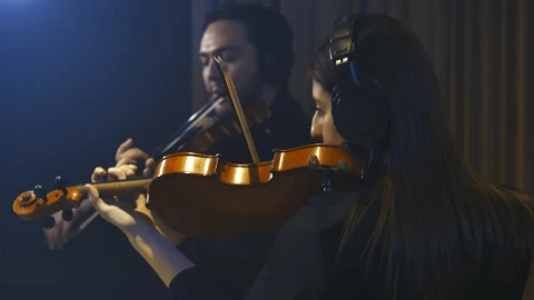 Free Stock Video Two Talented Violinists Playing In A Studio Live Wallpaper - Stock Wallpaper