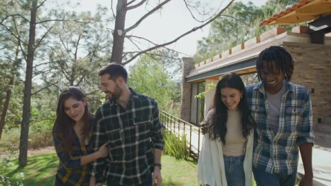 Free Stock Video Two Couples Walking Near A Cabin In The Woods Live Wallpaper - Stock Wallpaper