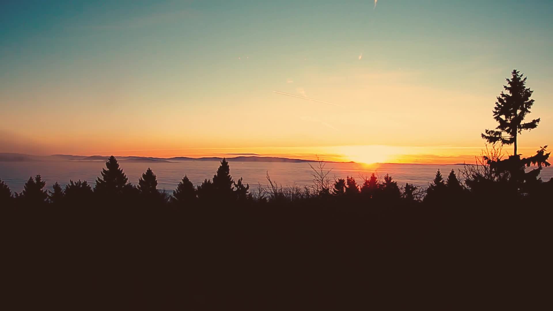 Download Mountains Sun Windows Animated Wallpaper