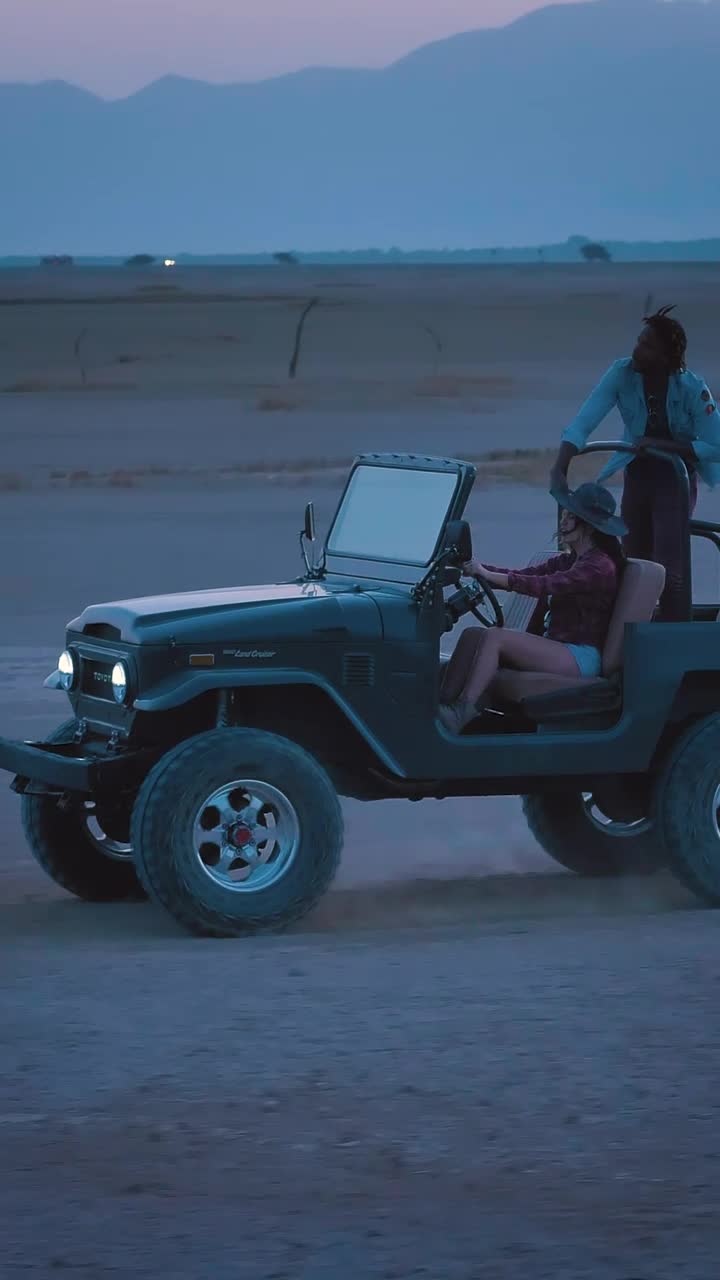 Download Stock Video A Boy And A Girl Enjoying A Road Trip Through Live Wallpaper for PC