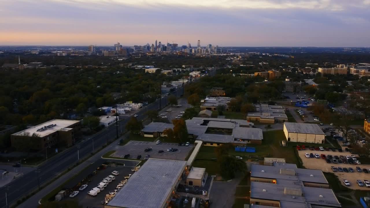Download Stock Video Aerial Landscape Of A City In The Evening Live Wallpaper for PC