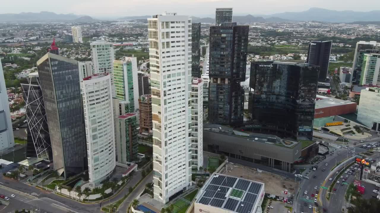Download Stock Video Aerial Panorama Over The Buildings Of A Big City Live Wallpaper for PC