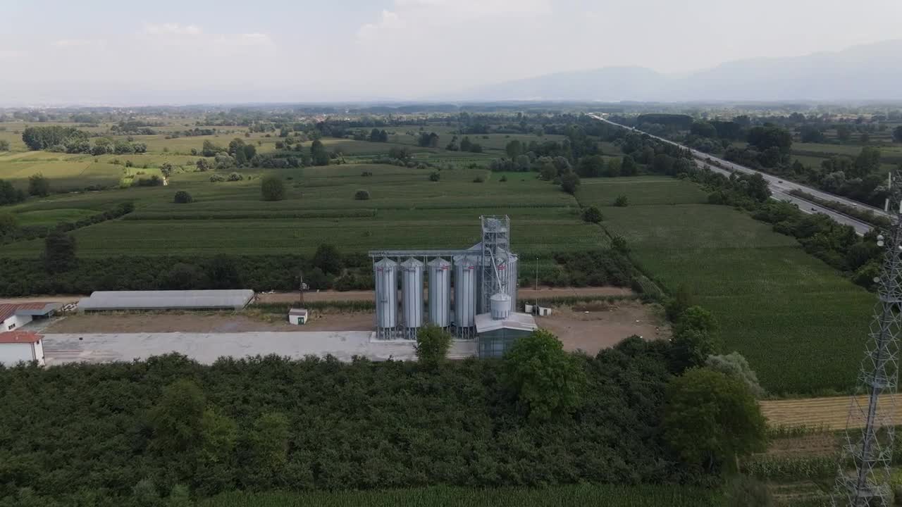 Download Stock Video Aerial View Of A Plain With Fields And Farms Live Wallpaper for PC