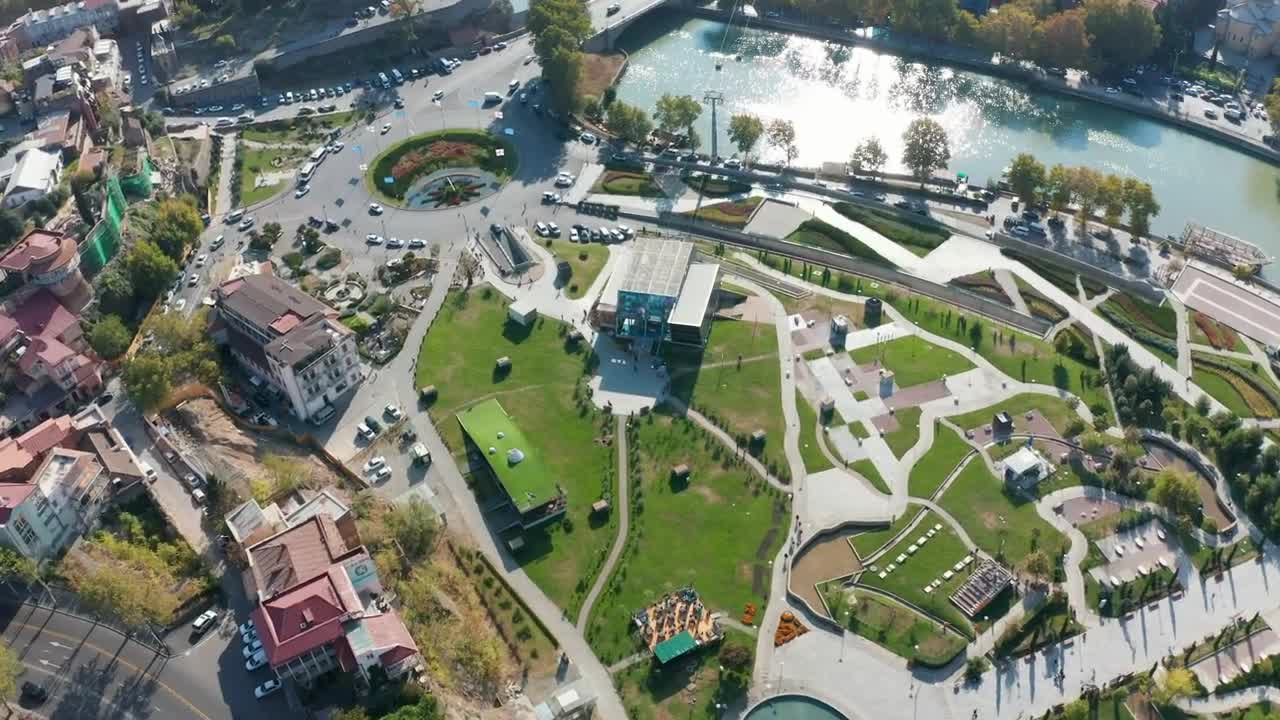 Download Stock Video Aerial View Of A Roundabout A Bridge And A River Live Wallpaper for PC