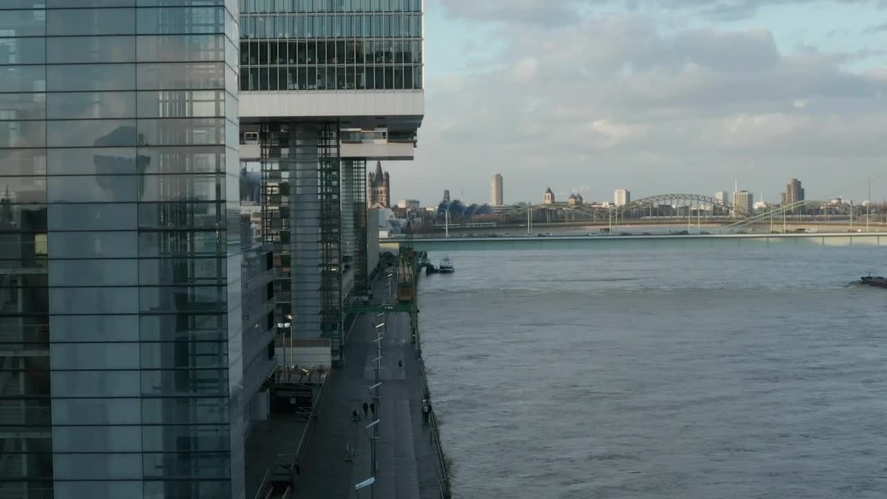 Download Stock Video Bank Of A River In A City With Office Buildings Live Wallpaper For PC