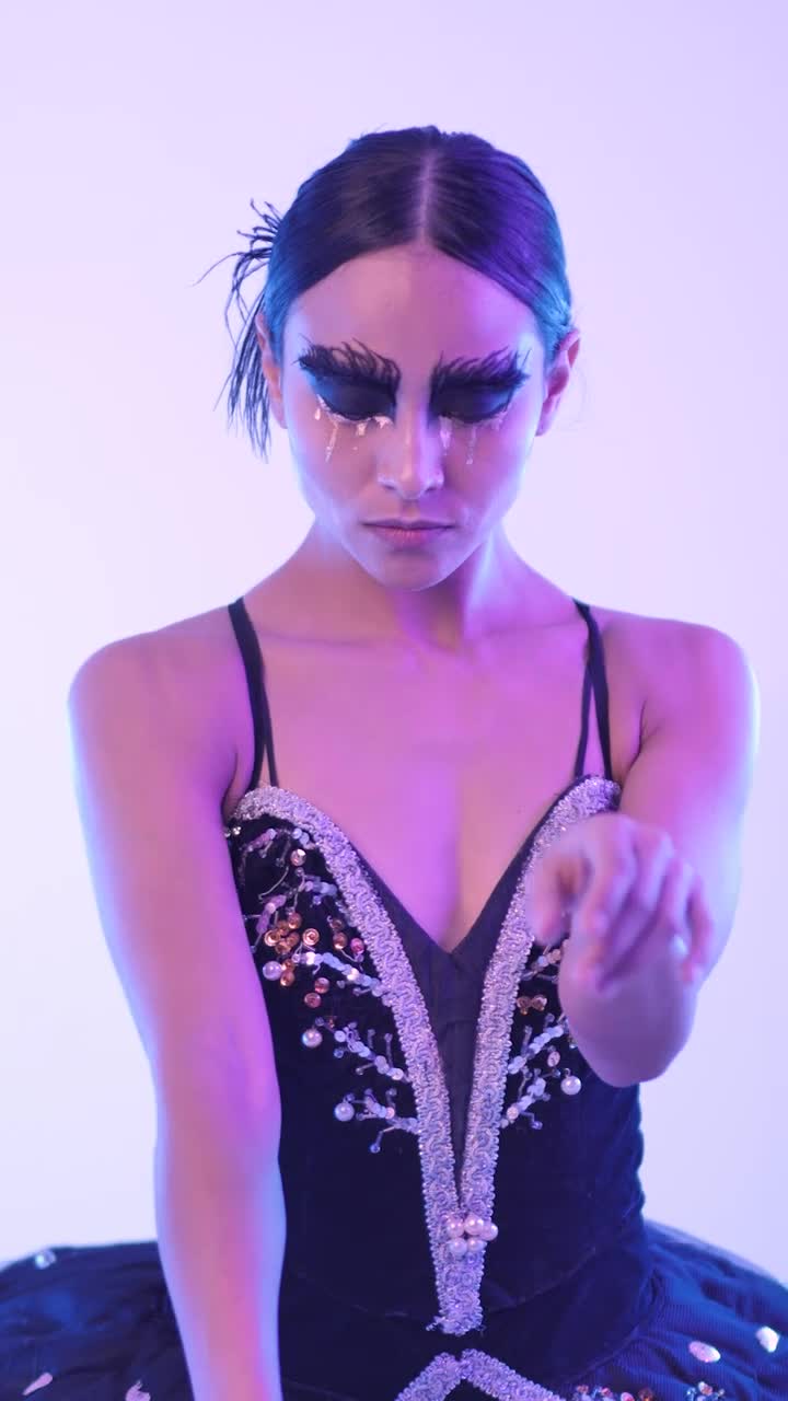 Download Stock Video Ballerina Posing To The Camera Live Wallpaper For PC