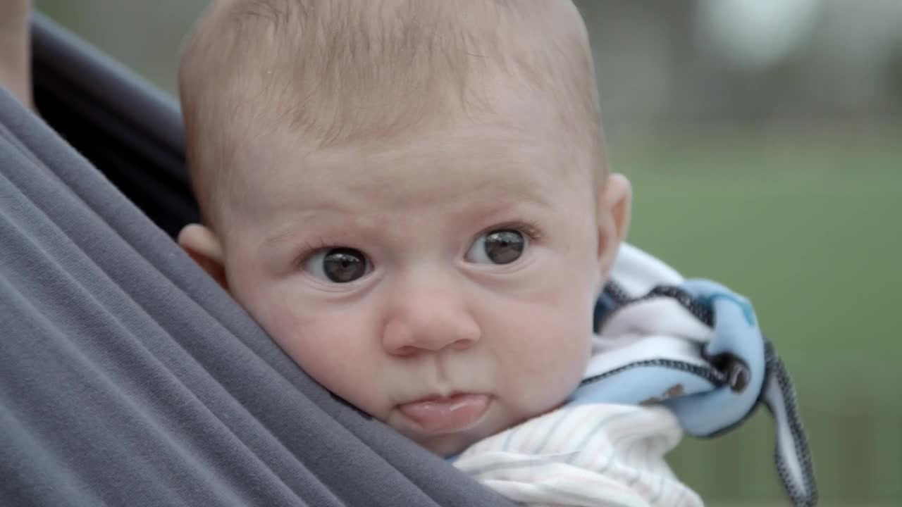 Download Stock Video Baby Looking Around Live Wallpaper For PC