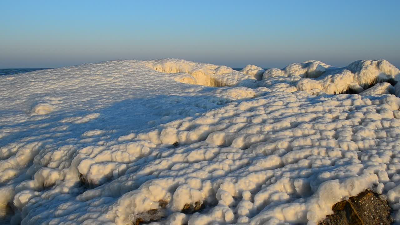 Download Stock Video At The Edge Of A Glacier Live Wallpaper For PC