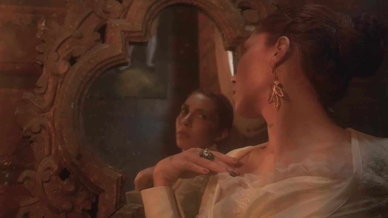 Download Stock Video An Old Fashioned Lady Look Into The Mirror Live Wallpaper For PC