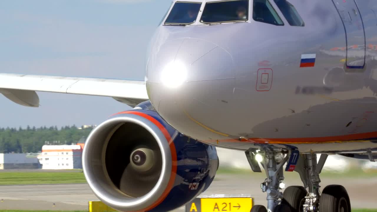 Download Stock Video Aircraft Moving Around An Airport Live Wallpaper For PC