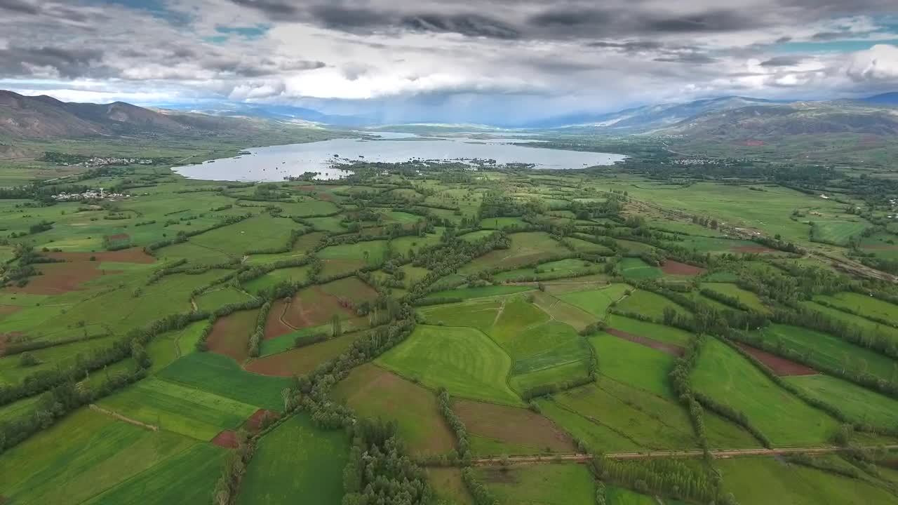 Download Stock Video Agricultural Green Fields By The Lake Live Wallpaper For PC