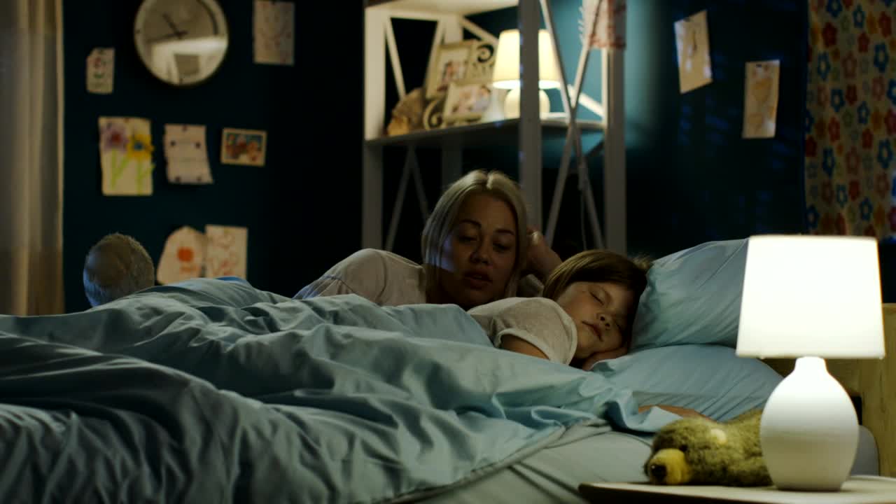 Download Stock Video A Mother Is Telling A Story To Her Daughter Live Wallpaper For PC