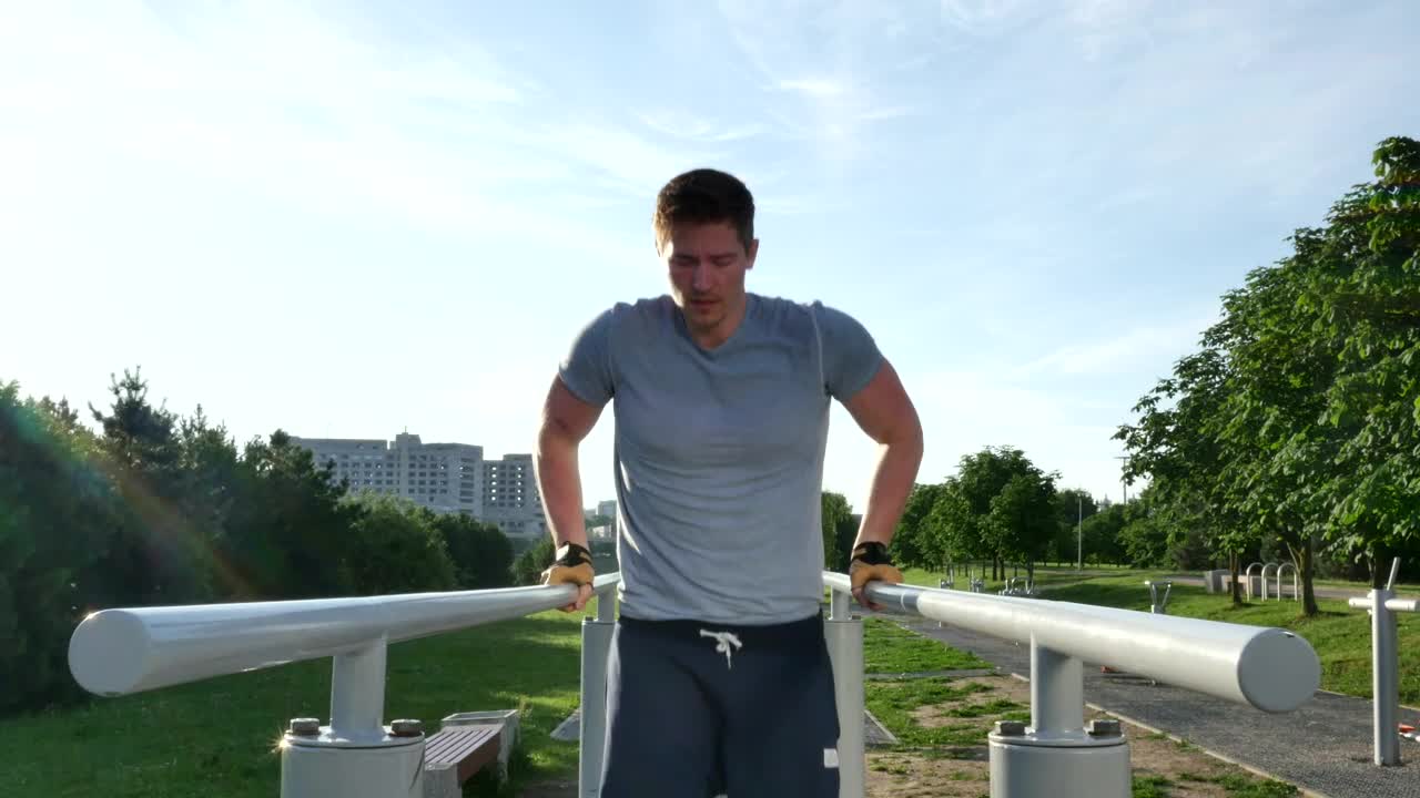 Download Stock Video A Man Doing Exercise In The Park Live Wallpaper For PC