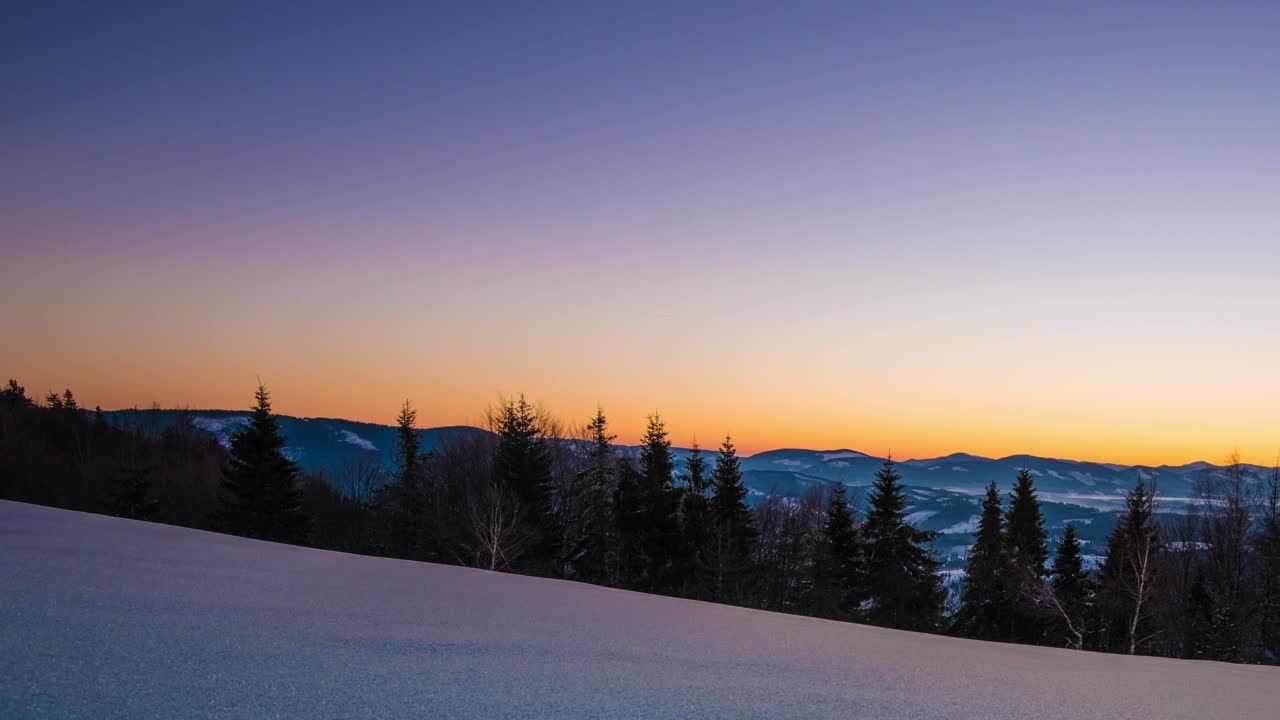 Download Stock Video Bright Sun In The Clear Sky In The Snowy Mountains Live Wallpaper For PC