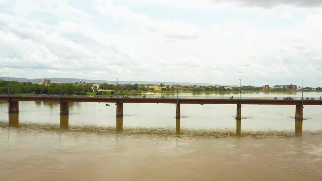 Download Stock Video Bridge Across A River In Africa Live Wallpaper For PC